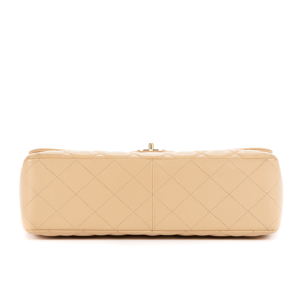Chanel Classic Flap Jumbo - Picture 6 of 10
